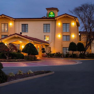 Hotel La Quinta Inn By Wyndham Norfolk Virginia Beach cazare Virginia Beach