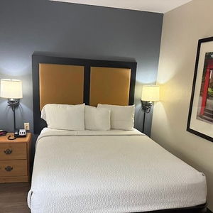 Hotel Mainstay Suites Washington Dulles Airport cazare Chantilly