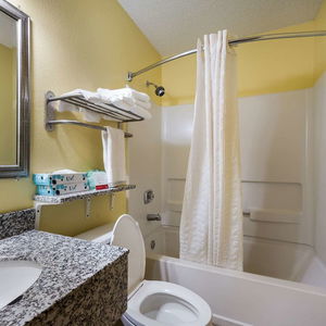 Hotel Econo Lodge Spotsylvania Town Center cazare Fredericksburg