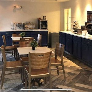 Hotel Best Western Plus Newport News Inn & Suites cazare Newport News