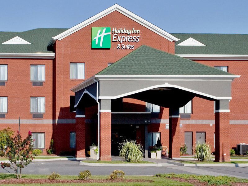 Hotel Holiday Inn Express Hotel & Suites Suffolk
