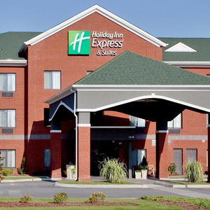Hotel Holiday Inn Express Hotel & Suites Suffolk cazare Suffolk