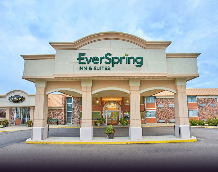 Hotel Everspring Inn & Suites Marshall