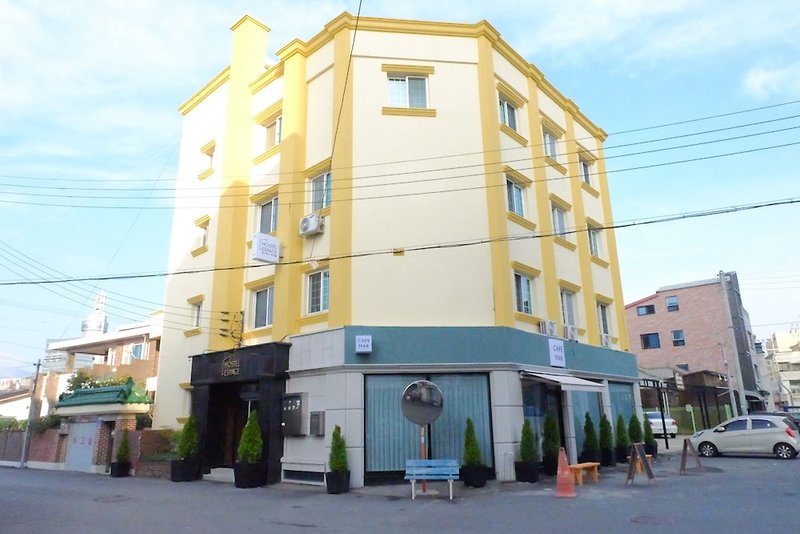 Hotel Hostel Espace