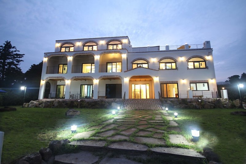 Hotel Nomad Pension In Jeju