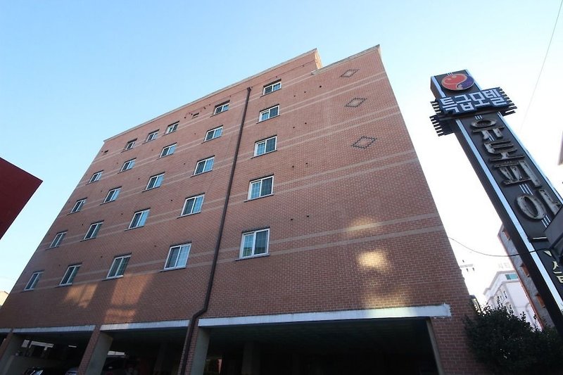 Hotel Utopia Motel