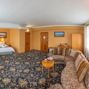 Hotel The Continental Hotel cazare Ulaanbaatar