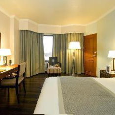 Hotel The Grand Riverside cazare Phitsanulok