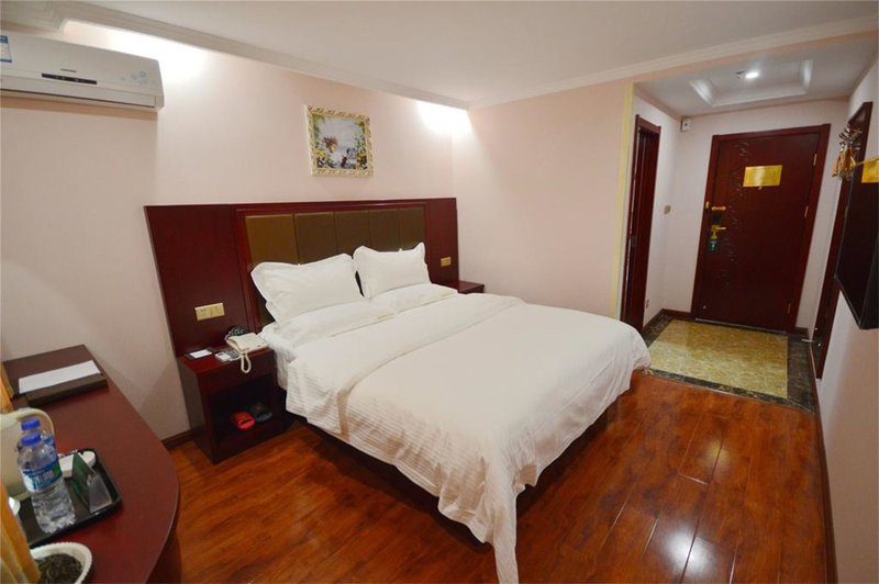 Hotel Greentree Inn Jiangsu Wuxi Jiangyin Huashi Avenue Huaxi Village Business Hotel