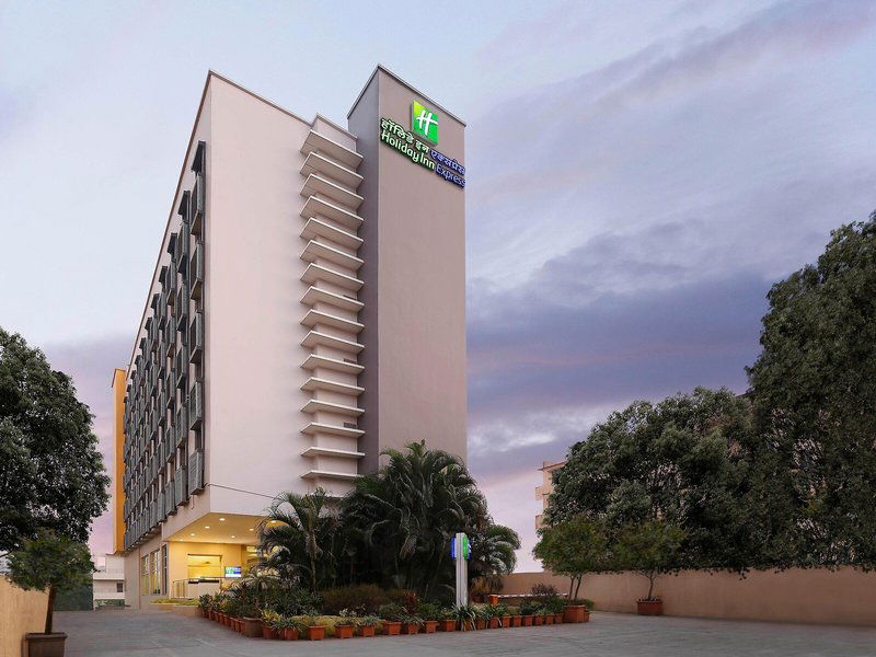 Hotel Holiday Inn Express Pune Hinjewadi