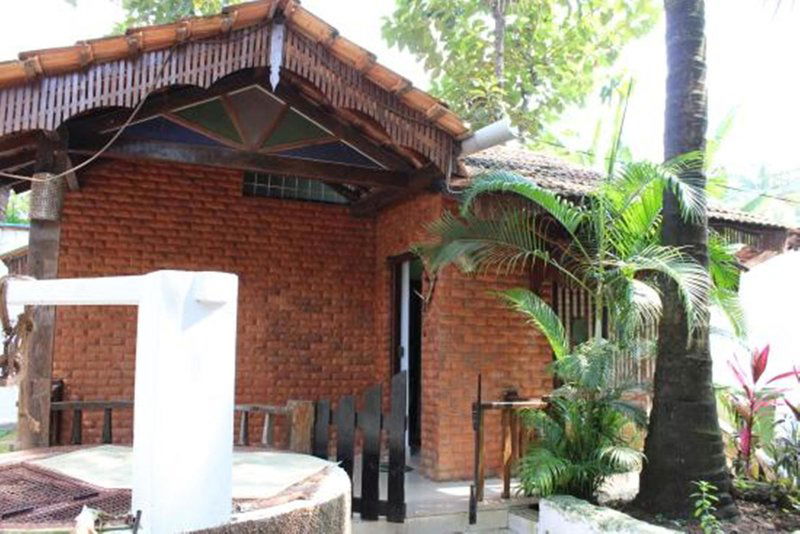 Hotel Down Da Village