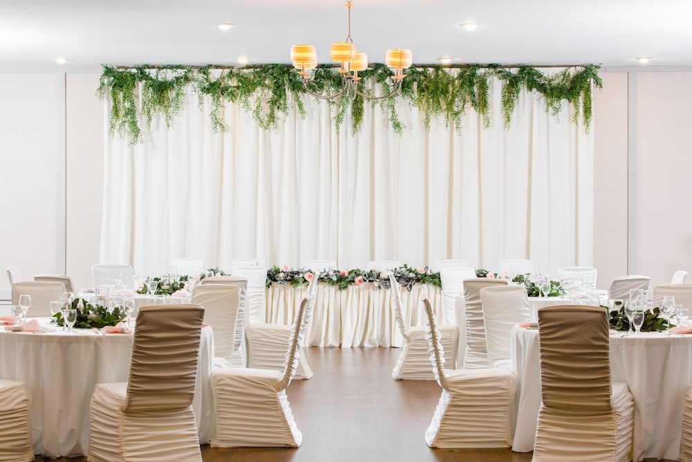 Hotel Pomeroy Hotel And Conference Centre Grande Prairie