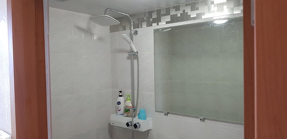 Hotel Jun House - Hostel