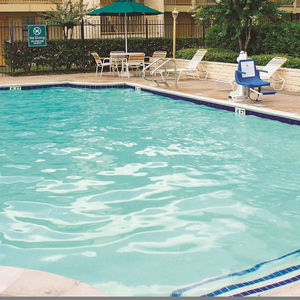 Hotel Baymont By Wyndham Houston La Porte cazare La Porte