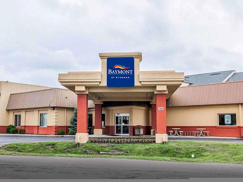 Hotel Baymont By Wyndham Indianapolis East