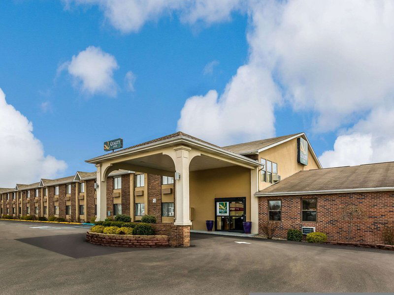 Hotel Quality Inn I-74 Betesville