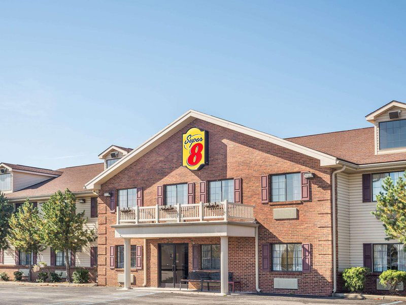 Hotel Super 8 By Wyndham Madison/Hanover Area