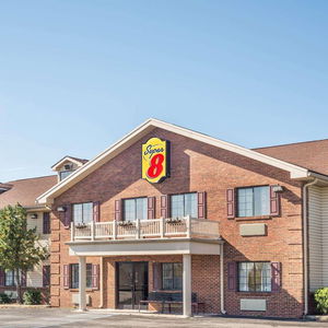 Hotel Super 8 By Wyndham Madison/Hanover Area cazare Madison