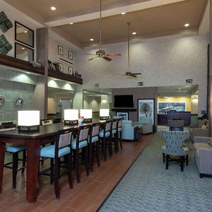 Hotel Hampton Inn & Suites Valparaiso cazare Valparaiso