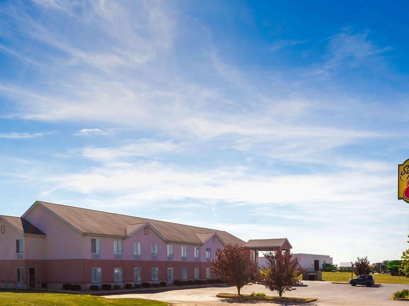 Hotel Super 8 By Wyndham Frankfort In