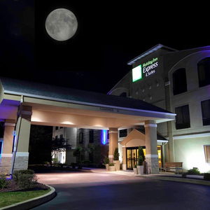 Hotel Holiday Inn Express & Suites Plymouth cazare Plymouth