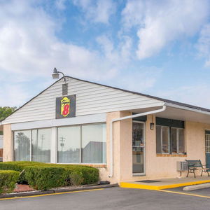 Hotel Super 8 By Wyndham Centerville-Richmond cazare Centerville