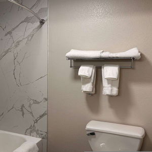 Hotel Baymont By Wyndham Noblesville cazare Noblesville