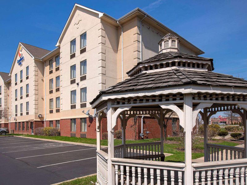 Hotel Comfort Inn East