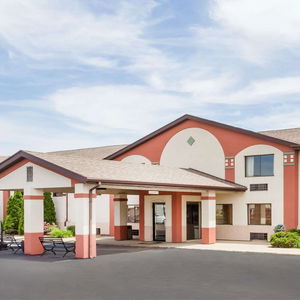 Hotel Super 8 By Wyndham Plymouth cazare Plymouth