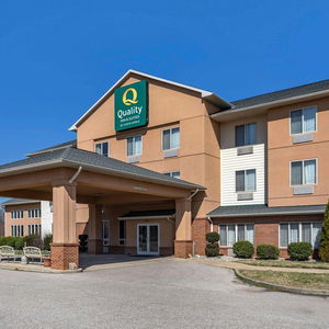 Hotel Quality Inn & Suites cazare Rock Port
