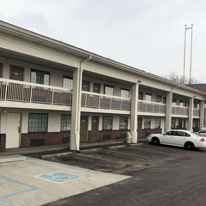 Hotel Hometowne Studios By Red Roof Indianapolis cazare Indianapolis