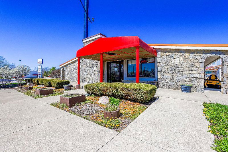 Hotel Cozy Garden Inn By Oyo Hwy 40 Richmond