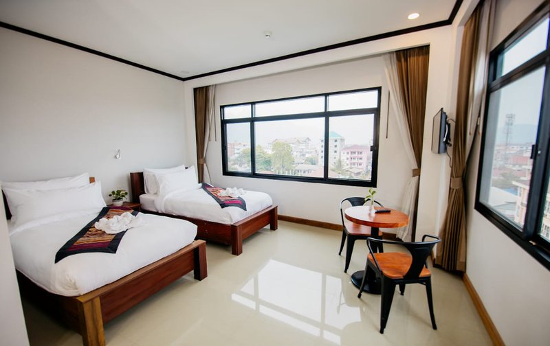 Hotel Sisombat Plaza Hotel
