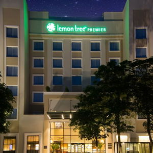 Hotel Lemon Tree Premier City Center Gurugram cazare Gurgaon
