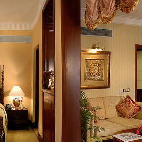 Hotel The Palms Town And Country Club cazare Gurgaon