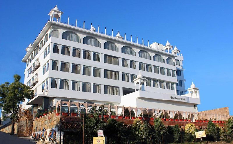 Hotel Regenta Central, Mewargarh