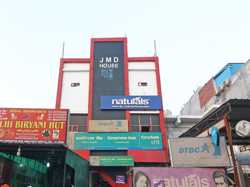 Hotel Mehak Palace By Oyo Rooms