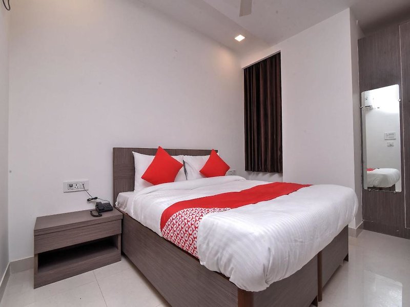 Hotel Super Townhouse Rohini Sector 24