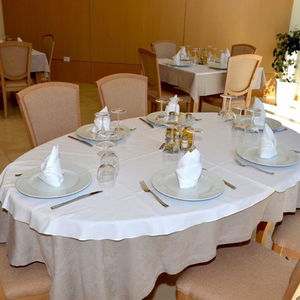 Hotel Grand White City Hotel cazare Berat