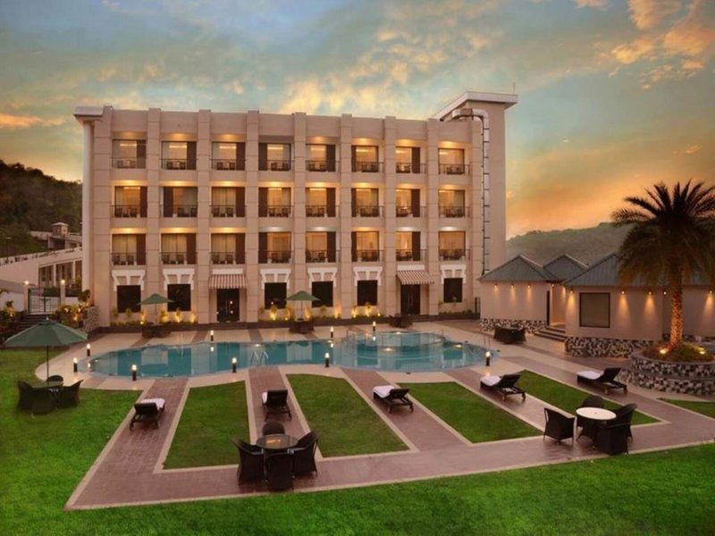 Hotel Golden Tulip Chandigarh Panchkula