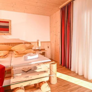 Hotel Hartweger cazare Haus