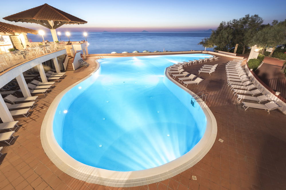 Hotel Th Gioiosa Marea Capo Calava' Village