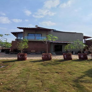 Hotel Mastiff Grand La Villae cazare Lonavla