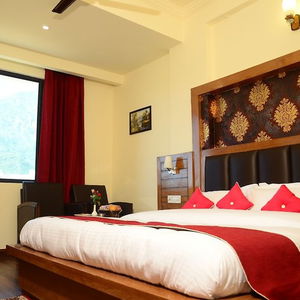 Hotel Hotel Grand Sharan cazare Katra