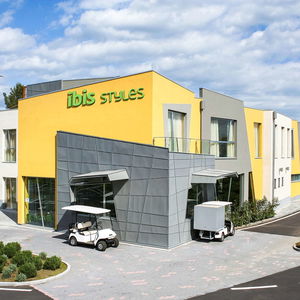 Sejur Ibis Styles Catania Acireale vacanta Acireale