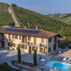 Hotel Agriturismo Casa Ressia cazare Alba