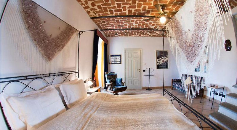 Hotel Cascina Desderi