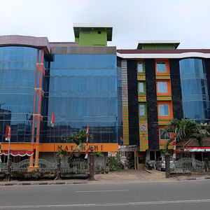 Hotel Hotel Matahari 1 By Reddoorz cazare Jambi