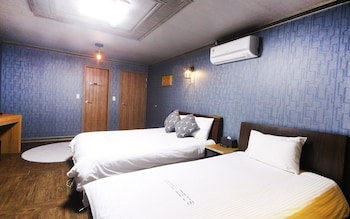 Hotel Gwangju Sinandong Zeus