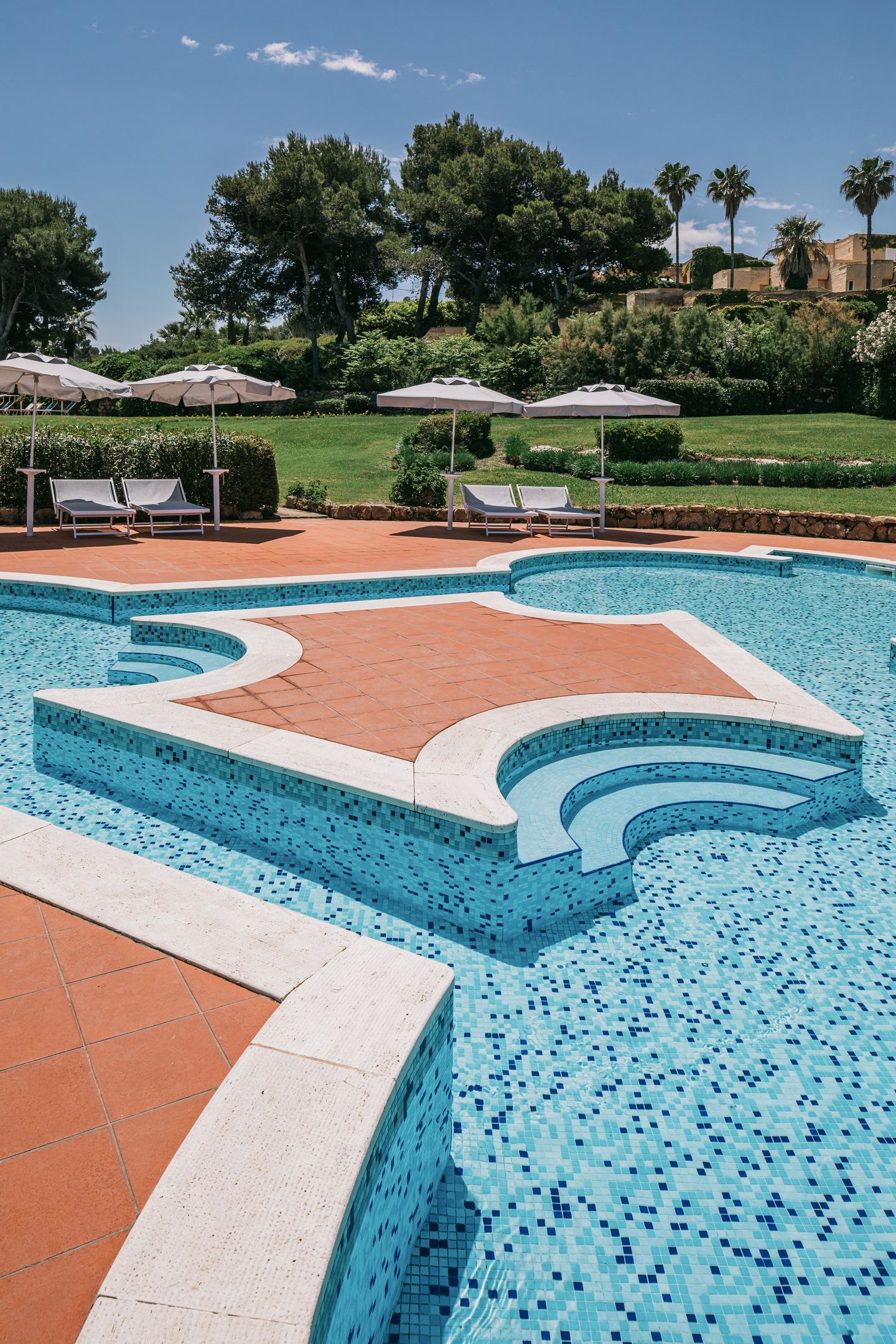 Mangia's Brucoli Resort